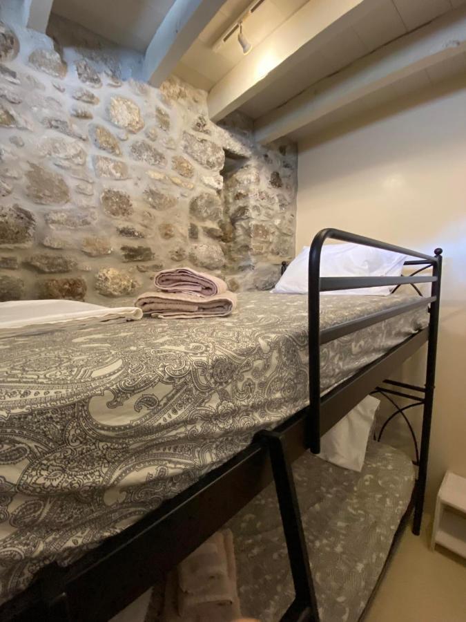 فيلا Monastery View House Mandrákion المظهر الخارجي الصورة