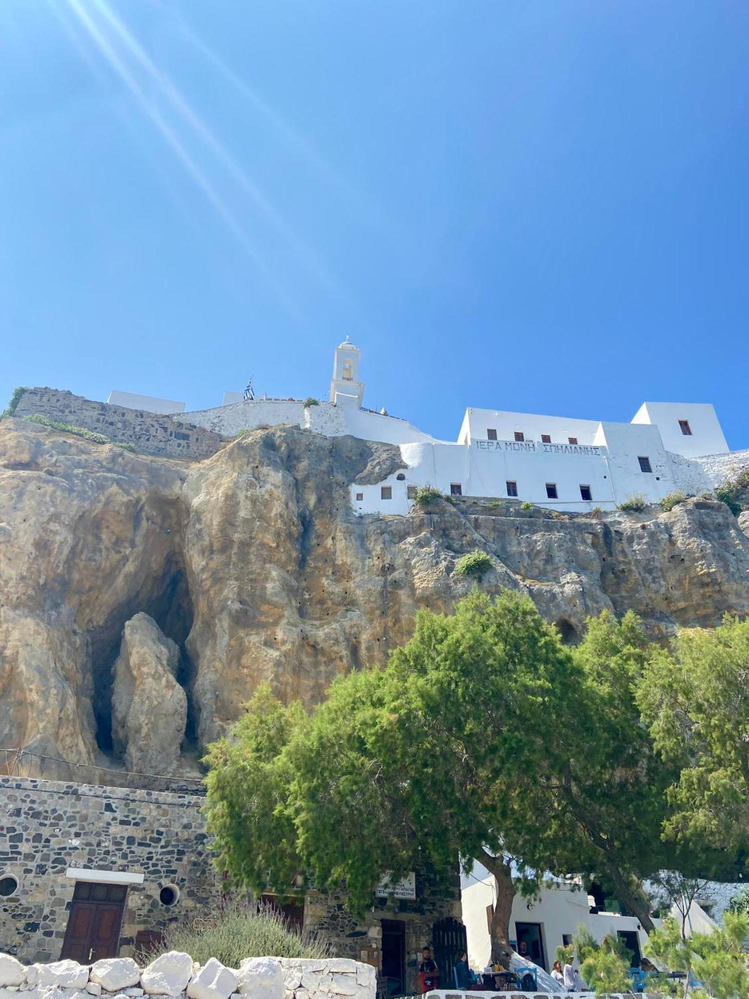 فيلا Monastery View House Mandrákion المظهر الخارجي الصورة
